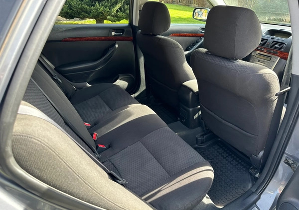 Toyota Avensis cena 10500 przebieg: 394350, rok produkcji 2003 z Częstochowa małe 56